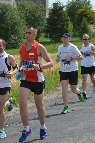 287 biegaczy stanęło do walki GALERIA