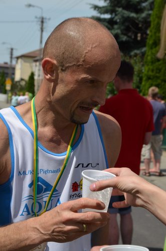 287 biegaczy stanęło do walki GALERIA