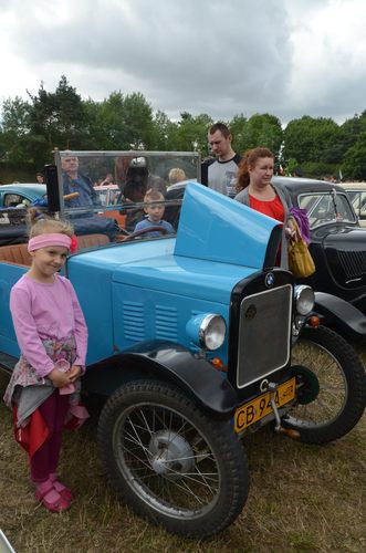 Z miłości do starych pojazdów GALERIA