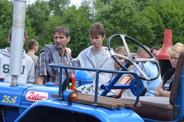 Z miłości do starych pojazdów GALERIA