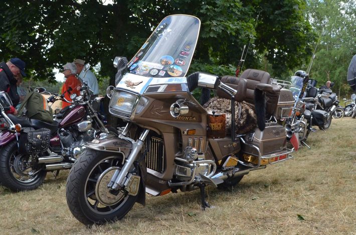 Z miłości do starych pojazdów GALERIA