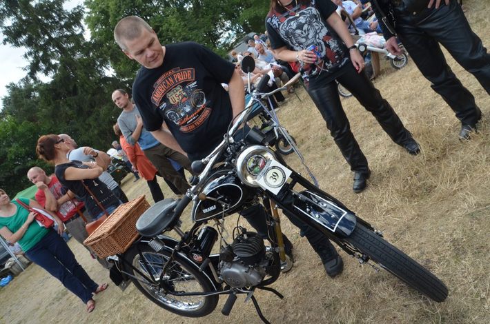 Z miłości do starych pojazdów GALERIA