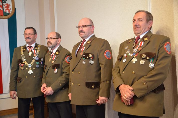 Bracia z medalami ?za zasługi dla obronności kraju? GALERIA