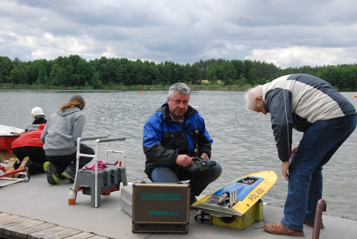 Modele pływające w Lińsku  ZDJĘCIA