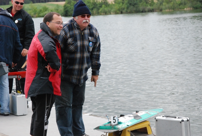 Modele pływające w Lińsku  ZDJĘCIA