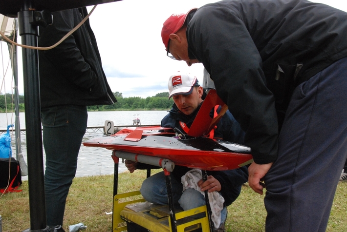 Modele pływające w Lińsku  ZDJĘCIA