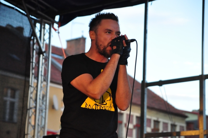 Bakterie na rynku  ZDJĘCIA