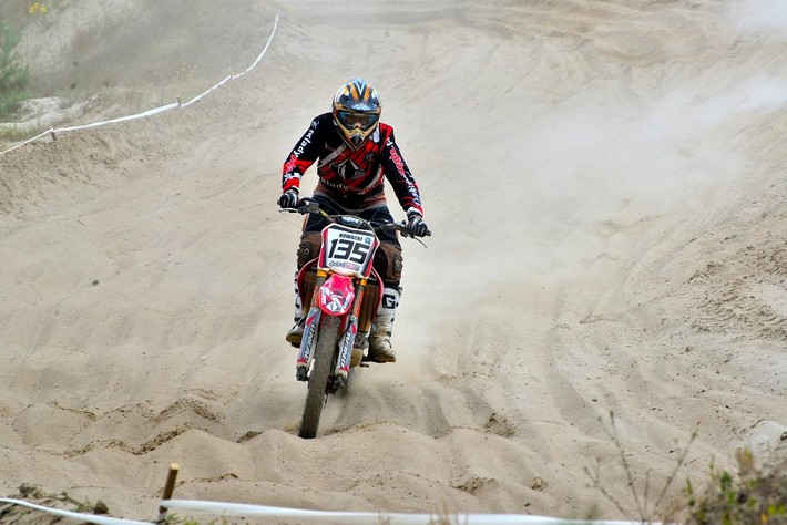 Motocross w Plaskoszu - ZDJĘCIA