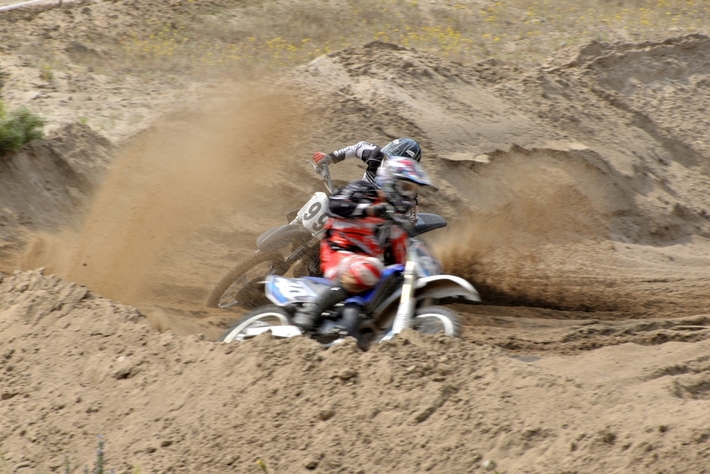 Motocross w Plaskoszu - ZDJĘCIA