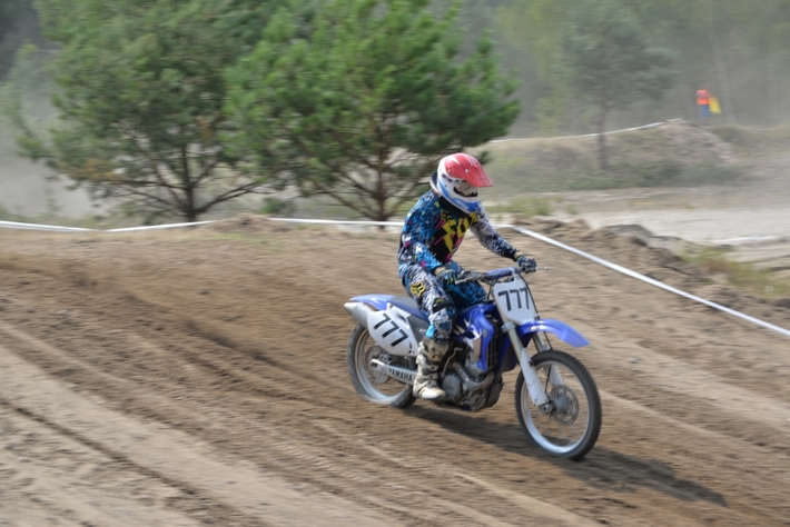 Motocross w Plaskoszu - ZDJĘCIA