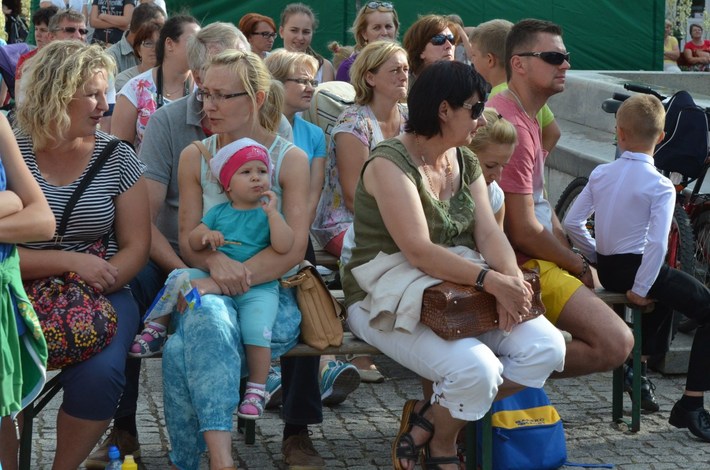 Roztańczony tucholski rynek ZDJĘCIA