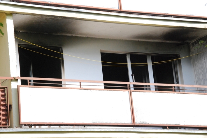 Pożar zaczął się od dziecięcego łóżeczka!  ZDJĘCIA