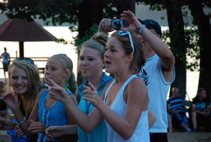 Rozbił się autobus wypełniony młodzieżą