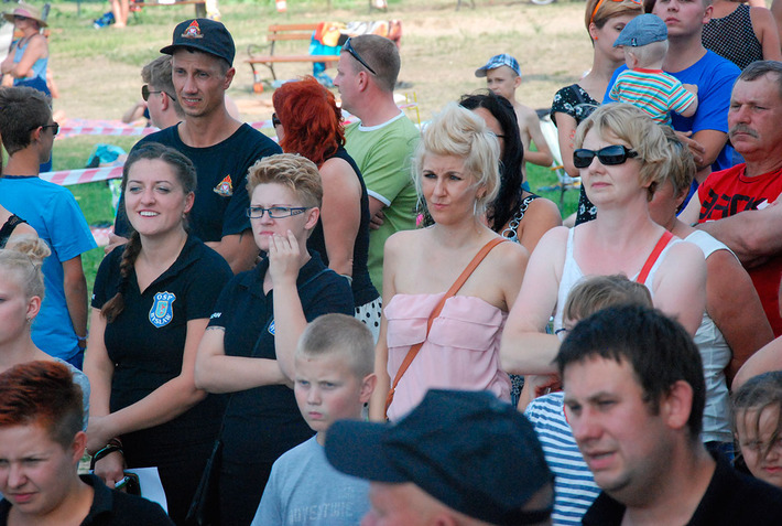 Rozbił się autobus wypełniony młodzieżą