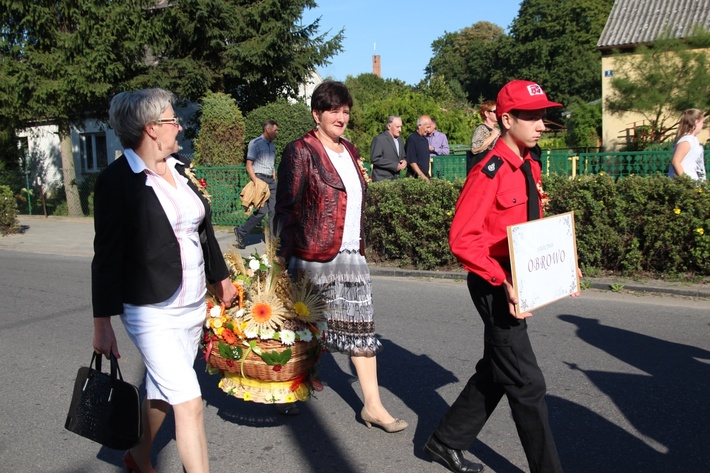 Mieszkańcy rywalizowali podczas dożynek w Kęsowie