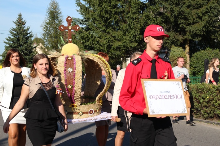 Mieszkańcy rywalizowali podczas dożynek w Kęsowie