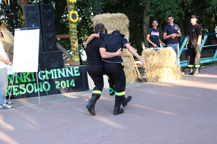 Mieszkańcy rywalizowali podczas dożynek w Kęsowie