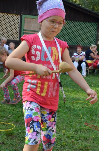 Przedszkolaki zaprosiły na pieczone ziemniaki  GALERIA