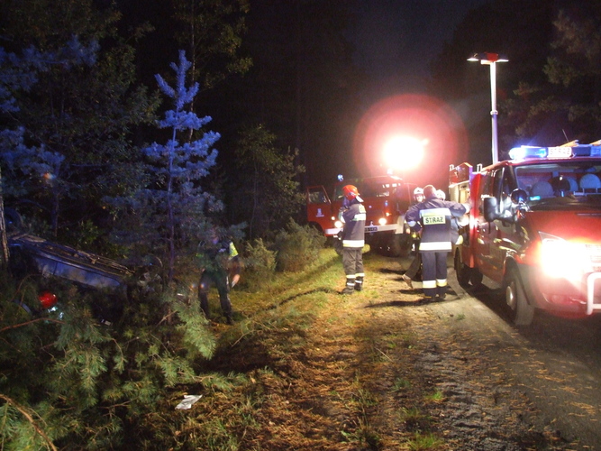 Wypadek za Legbądem AKTUALIZACJA / ZDJĘCIA