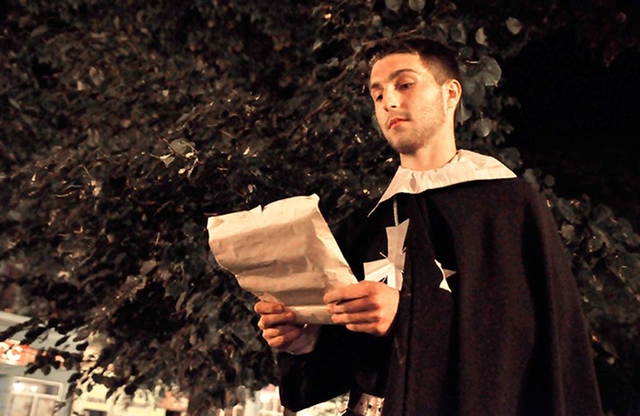 Z pochodniami w przeszłość GALERIA