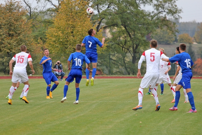 Wysokie zwycięstwo i gwiazdy polskiej piłki