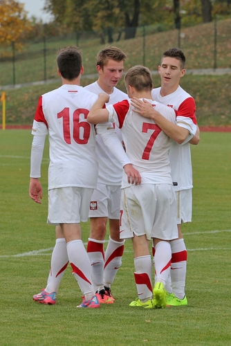 Wysokie zwycięstwo i gwiazdy polskiej piłki