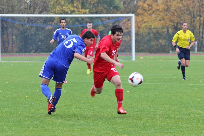 Międzynarodowy futbol w Tucholi  ZDJĘCIA