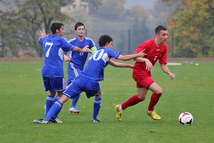 Międzynarodowy futbol w Tucholi  ZDJĘCIA