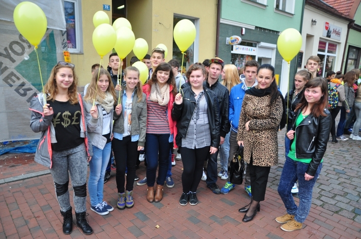 Razem pomagajmy potrzebującym ZDJĘCIA