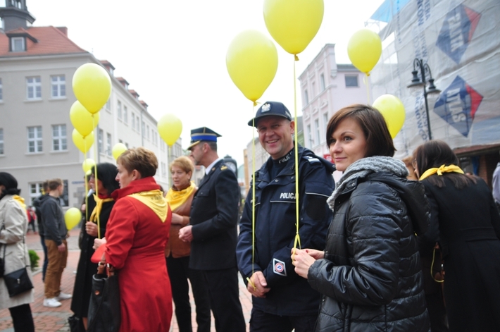 Razem pomagajmy potrzebującym ZDJĘCIA