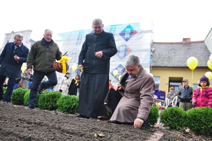 Razem pomagajmy potrzebującym ZDJĘCIA