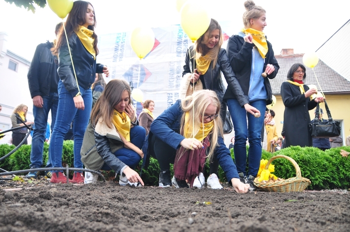 Razem pomagajmy potrzebującym ZDJĘCIA