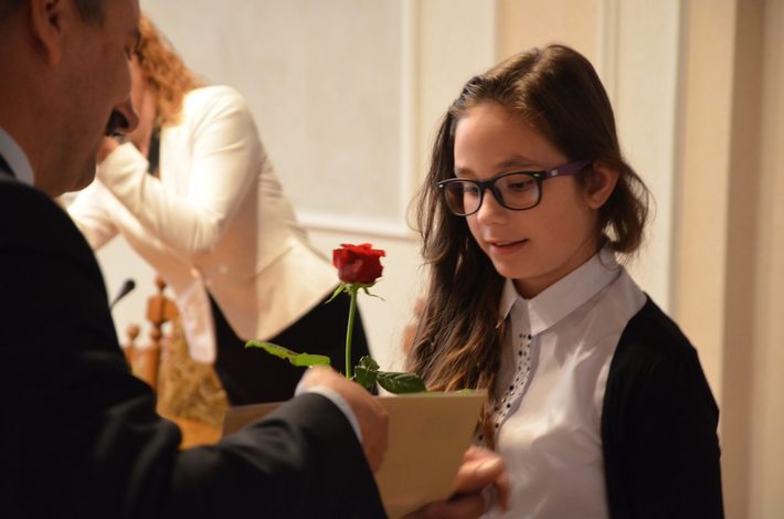 Z kieszonkowym za dobrą naukę GALERIA