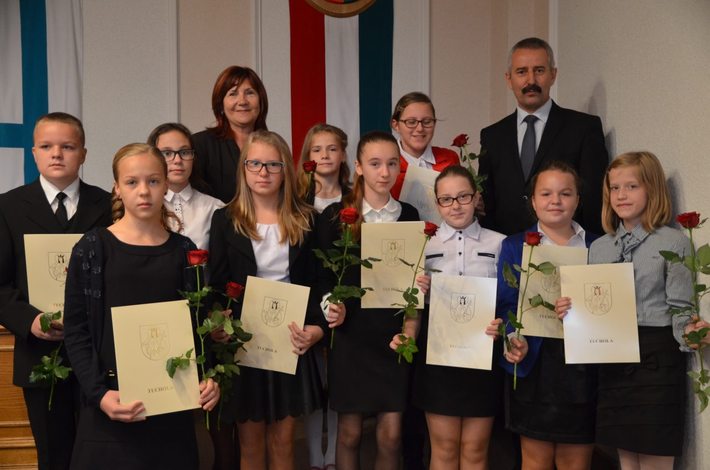 Z kieszonkowym za dobrą naukę GALERIA