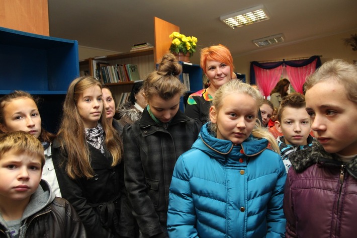 Wypożyczą książki w dawnym chlewiku ZDJĘCIA