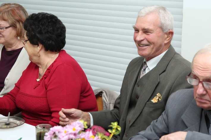 Seniorzy świętowali w szkole ZDJĘCIA