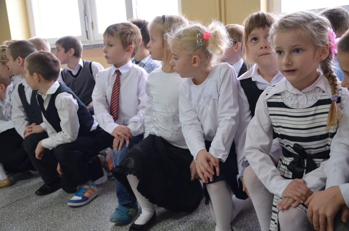 By wyrosnąć na mądrych i uczciwych ludzi GALERIA