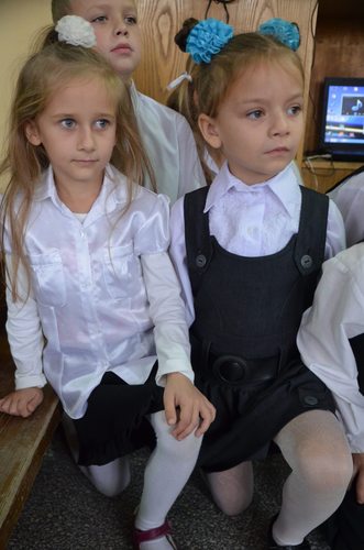 By wyrosnąć na mądrych i uczciwych ludzi GALERIA