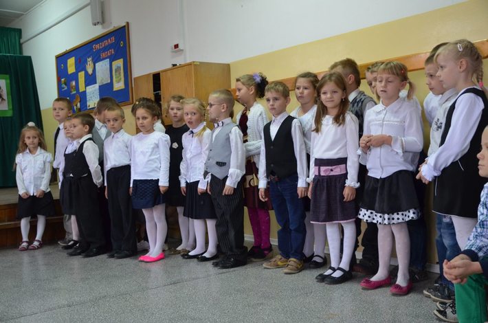 By wyrosnąć na mądrych i uczciwych ludzi GALERIA