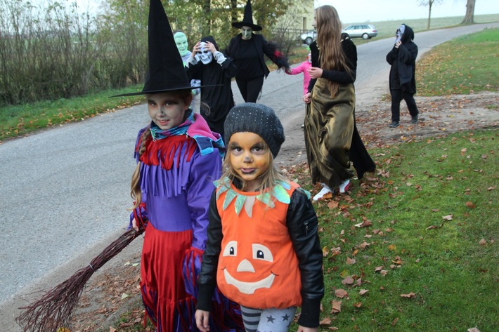 Cukierek albo psikus w Bagienicy ZDJĘCIA