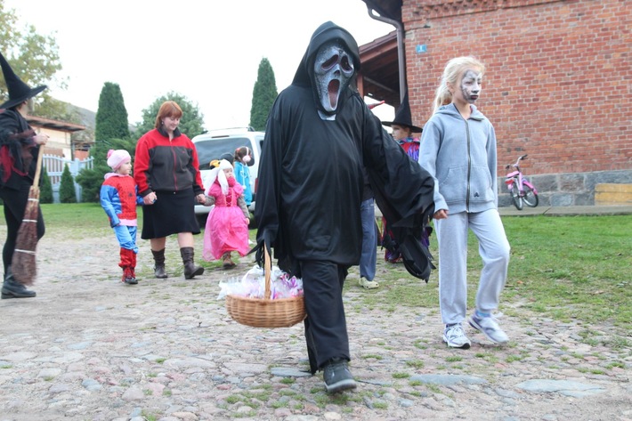 Cukierek albo psikus w Bagienicy ZDJĘCIA