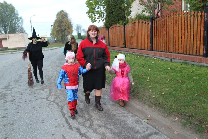 Cukierek albo psikus w Bagienicy ZDJĘCIA