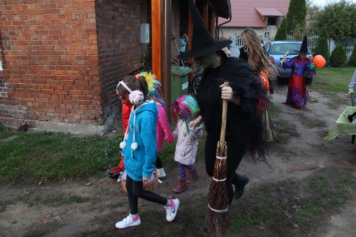 Cukierek albo psikus w Bagienicy ZDJĘCIA