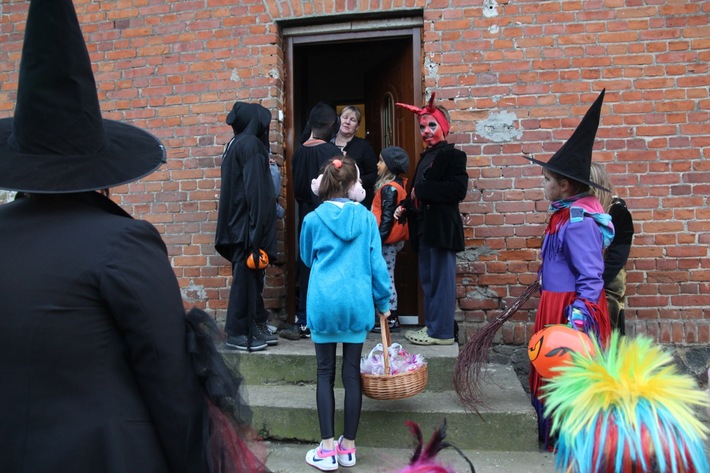 Cukierek albo psikus w Bagienicy ZDJĘCIA