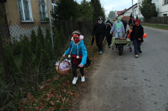 Cukierek albo psikus w Bagienicy ZDJĘCIA