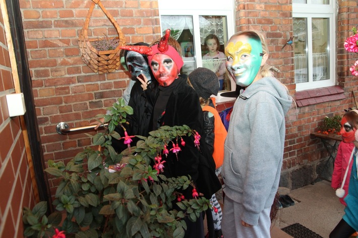 Cukierek albo psikus w Bagienicy ZDJĘCIA