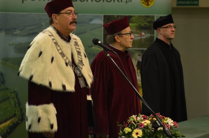 Najmłodsi już chcą na uniwerek! GALERIA