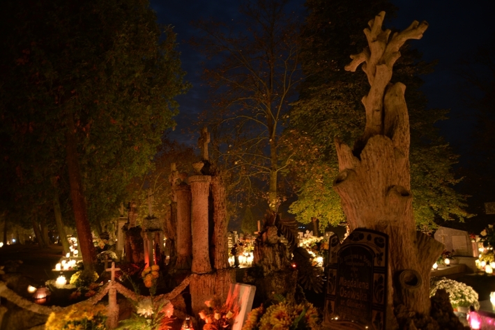 W blasku zniczy  ZDJĘCIA