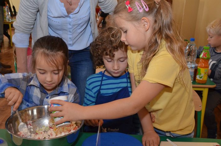 Dzieci próbowały pobić rekord Guinessa. Śniadaniem! GALERIA