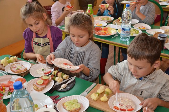 Dzieci próbowały pobić rekord Guinessa. Śniadaniem! GALERIA